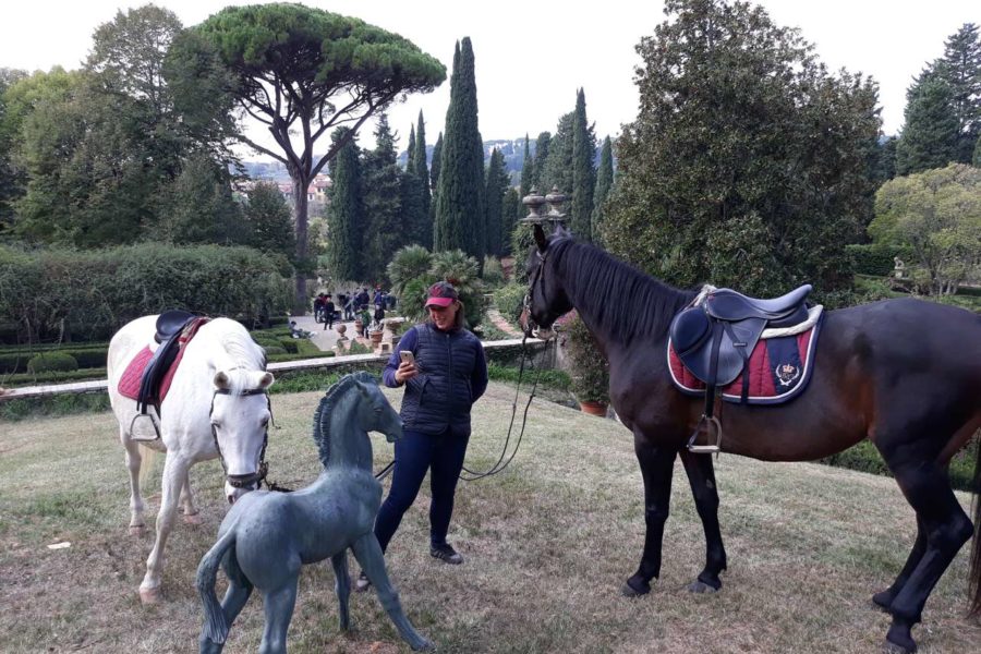 Un troupe cinese in Toscana per girare un film, con la partecipazione dei nostri cavalli!